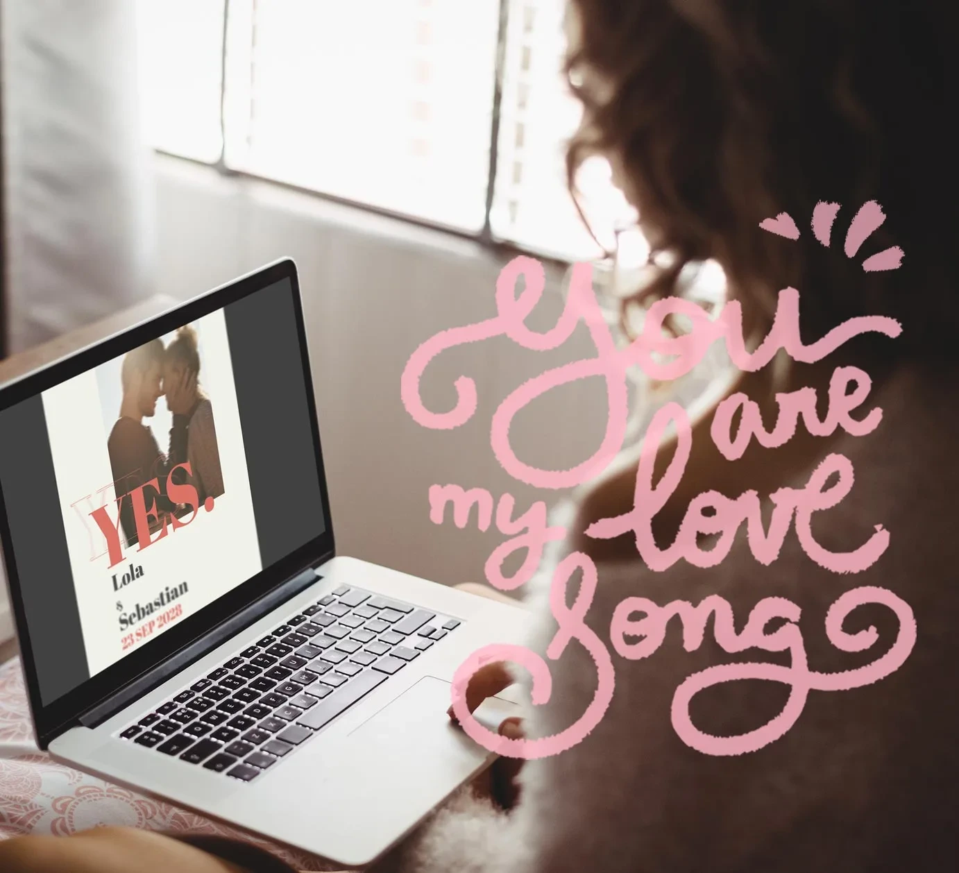 imagen de portátil con web de boda